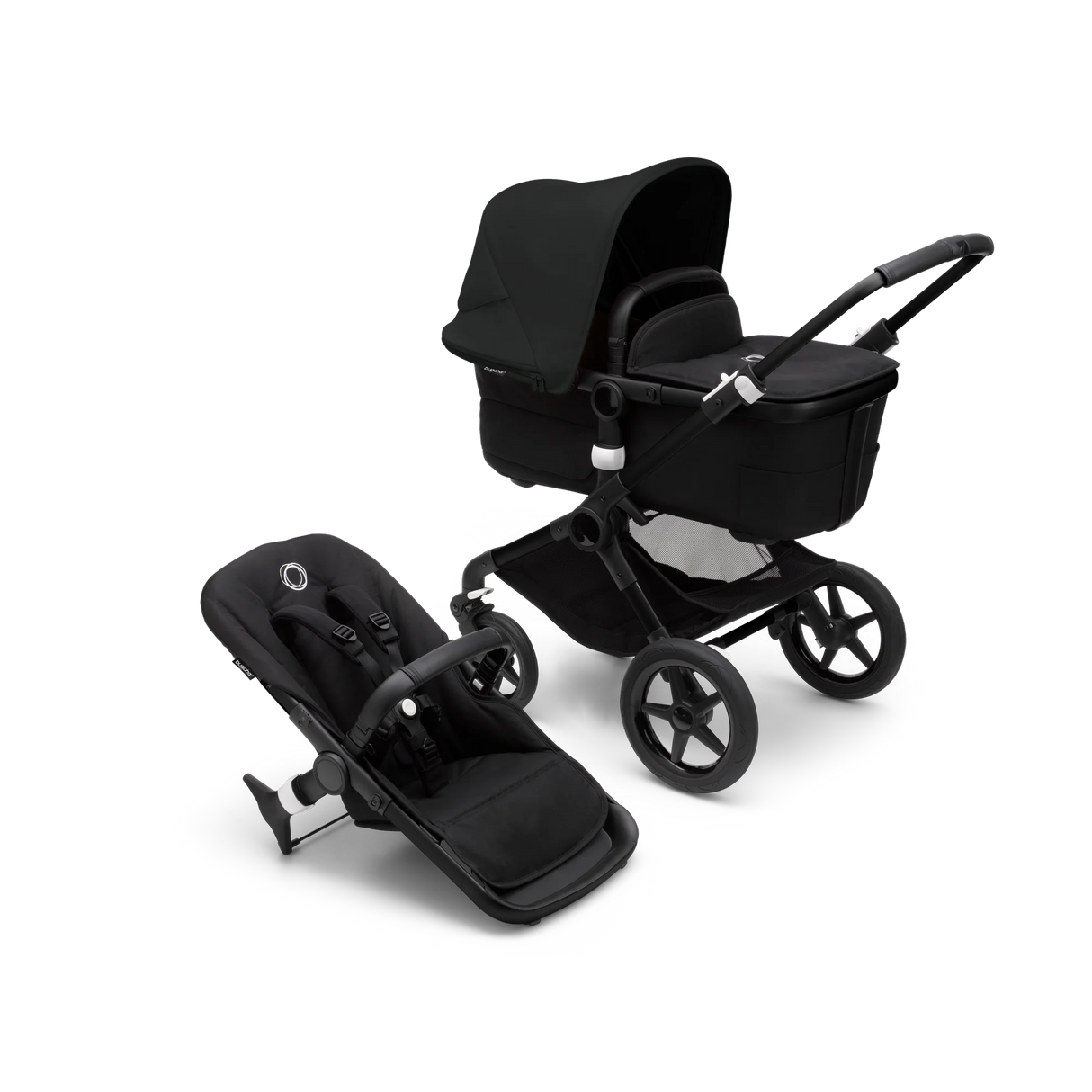 Bugaboo Fox 3 – en svart duovagn där du kan växla mellan sittdel och liggdel