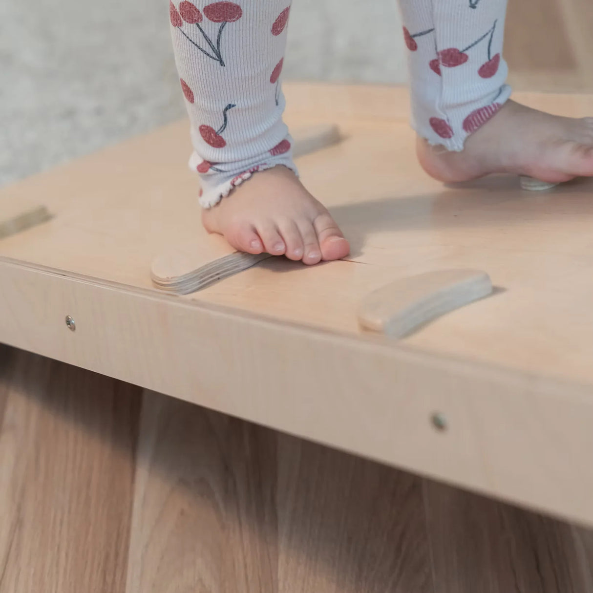 Cliff Klättertriangel med dubbelsidig rutschkana