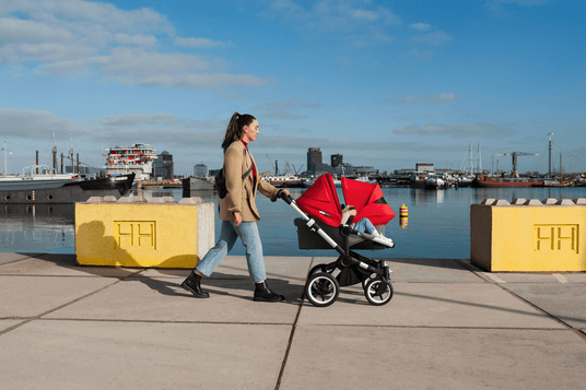 Bugaboo Donkey 3 Duo hyra Parently - easy movement on all surfaces